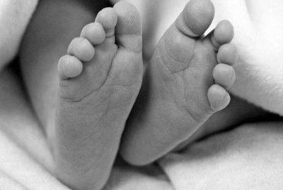 Hasil bedah siasat mendapati, terdapat ekstrak air mani milik tertuduh di dubur dan usus besar anak itu. Foto hiasan