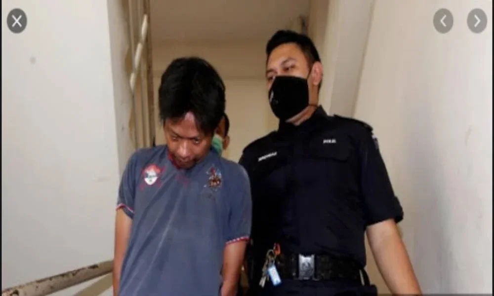 Mohamed Badruldin Mohamed, 40, dihukum penjara 30 tahun dan 13 sebatan oleh Mahkamah Tinggi Shah Alam pada Jumaat. Gambar fail