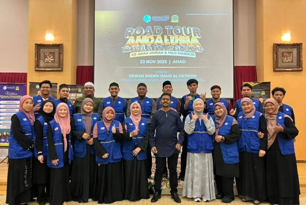 AHLI Jawatankuasa dari Andalusia cawangan Putrajaya, Puchong, Bangi, Senawang, Klang dan Banting yang menjayakan program. 
