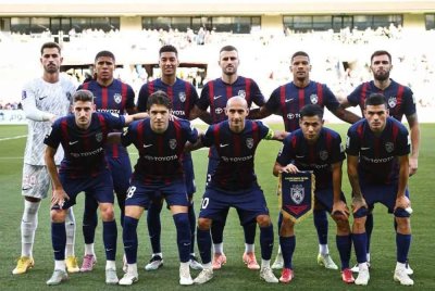 Kesebelasan JDT - Foto Johor Southern Tigers