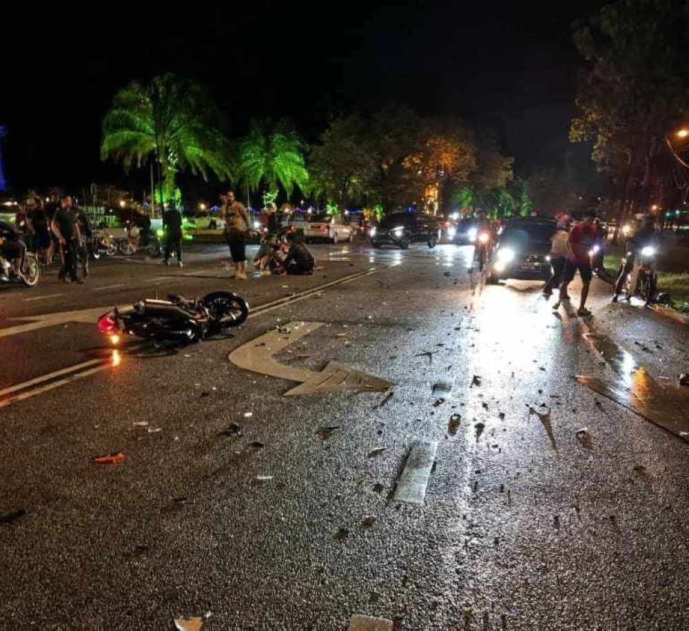 Gambar lokasi kejadian kemalangan maut. Foto tular