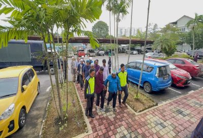 Kesemua mereka mengaku bersalah di atas pertuduhan menyertai pertubuhan haram.