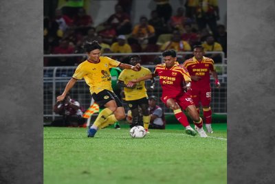  Antara aksi Selangor bertemu Negeri Sembilan pada perlawanan suku akhir kedua Piala FA, 29 Oktober lalu. FOTO SELANGOR FC
