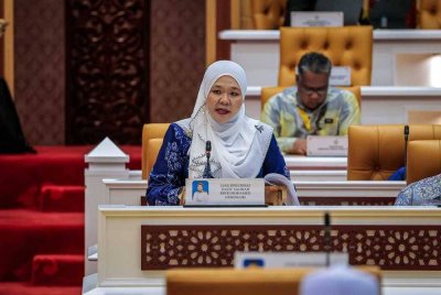 Salbiah semasa menjawab soalan Muhammad Faisal Abdul Rahman (PN-Trong) dalam Sidang Dewan Undangan Negeri (DUN) Perak pada Khamis.