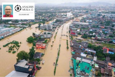 Foto udara yang diambil pada Rabu menunjukkan banjir meliputi lebuh raya di Hat Yai di wilayah Songkhla di selatan Thailand, berikutan hujan lebat beberapa hari. Foto AFP