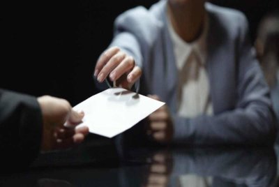 Isu surat sokongan itu dikatakan bermula di media sosial. 