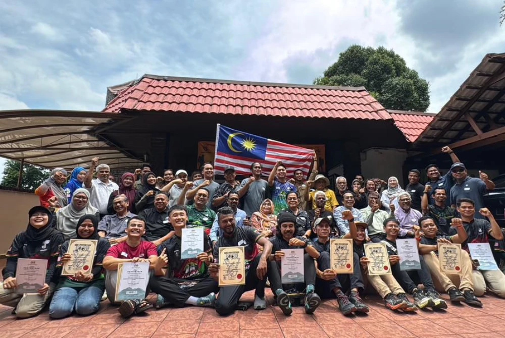 Pertemuan pendaki dan trekkers di kediaman saya.