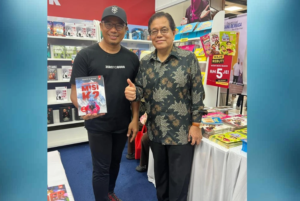 Khafiz al Kicok, pendaki yang berjaya menjejak Gunung K2 dan Manasli bersama bukunya Misi K2.