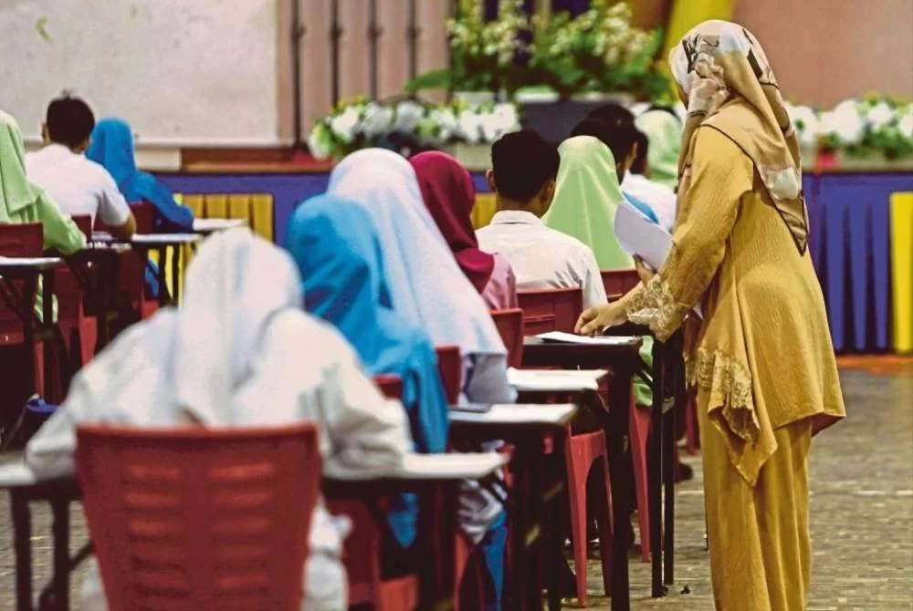 JPN Pahang menggunakan Dashboard Ops Payung untuk merekodkan sekolah yang berisiko terjejas banjir.