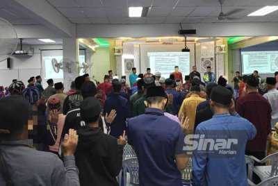 Seramai 277 bekas ahli GISBH menyertai Pemantapan Akidah dan Istitabah (taubat) di Masjid As'Syifa Bandar Penawar, Kota Tinggi.