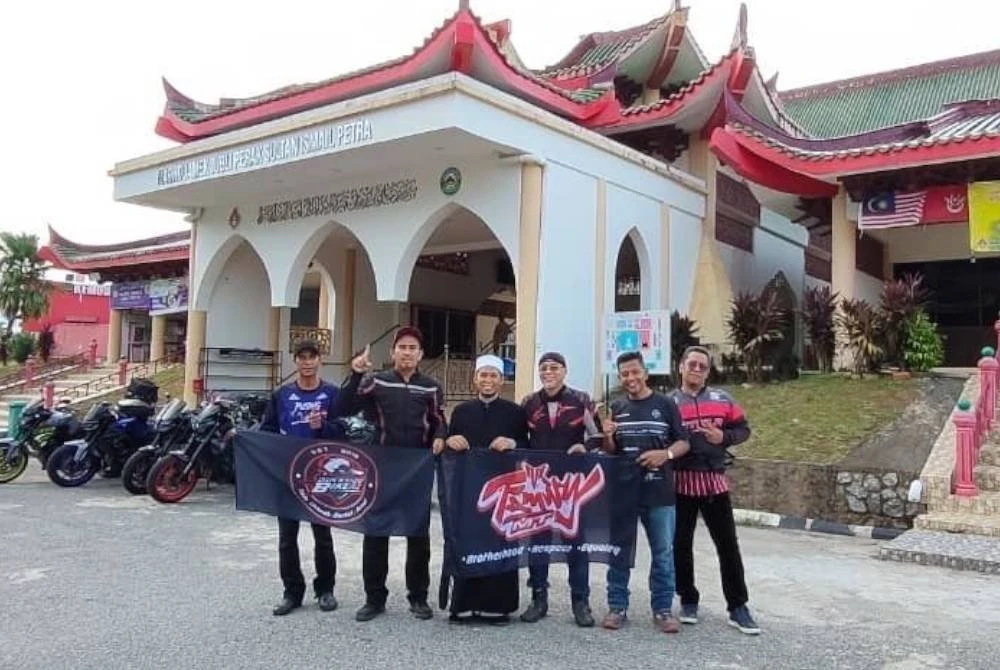 KEMBARA sambil infak diteruskan ke Masjid Beijing, Rantau Panjang. 