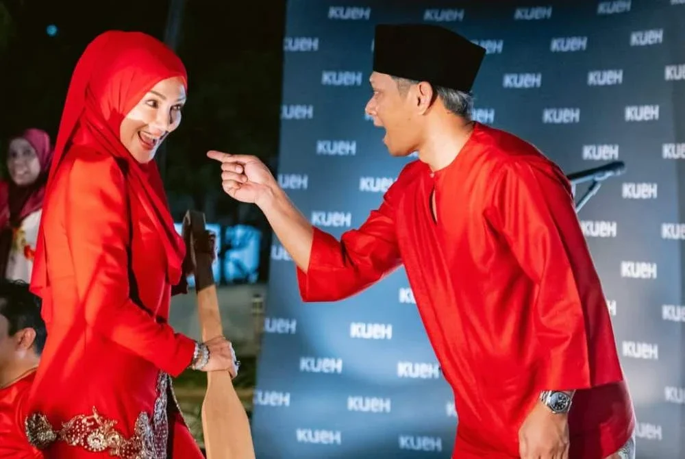 Erra Fazira mengumumkan bakal berkahwin dengan pilihan hatinya, Ezwan Zain atau 'Mr E' pada 12 Disember ini.