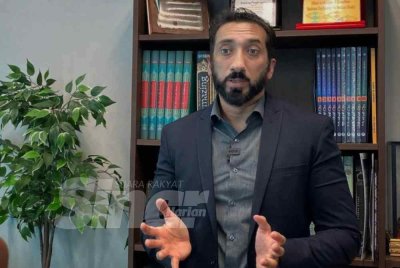 Nouman ketika mengadakan kunjungan ke pejabat Yayasan Warisan Ummah Ikhlas (WUIF), pada Selasa.