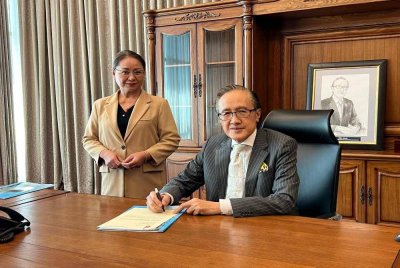 Masidi ketika ditemui pemberita di Pejabat Menteri Kewangan Sabah, Kota Kinabalu pada Rabu. 