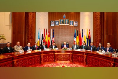 Kerajaan Perpaduan Sabah memulakan Mesyuarat Kabinet pertama pada Rabu.