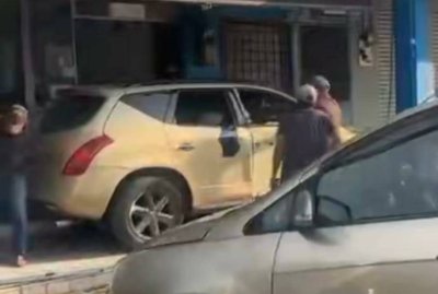 Kekecohan membabitkan pemandu sebuah kenderaan dengan beberapa individu di Jalan SBBC 3, Pekan Sungai Besar, Sabak Bernama pada petang Rabu.