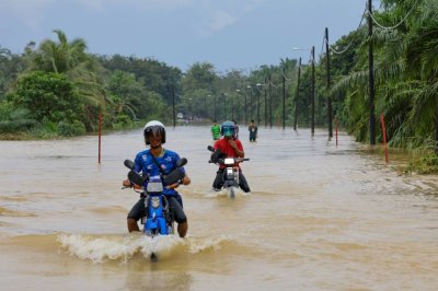 41 kampung di Terengganu dijangka dinaiki air susulan fenomena air pasang besar. Gambar hiasan
