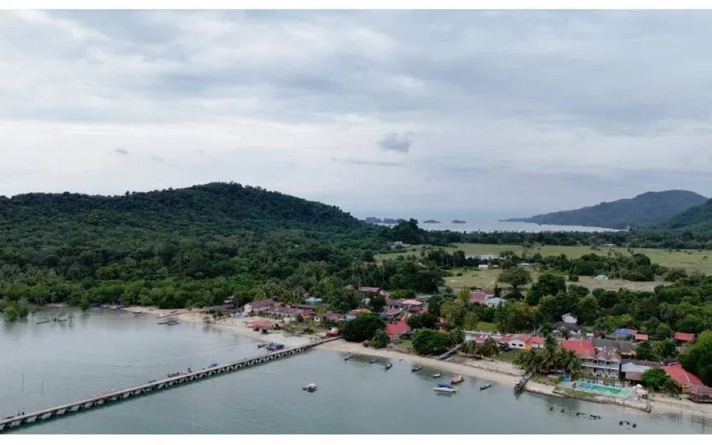 Pulau Tuba diangkat sebagai Kampung Angkat Madani (KAM) di bawah inisiatif Kementerian Kewangan.