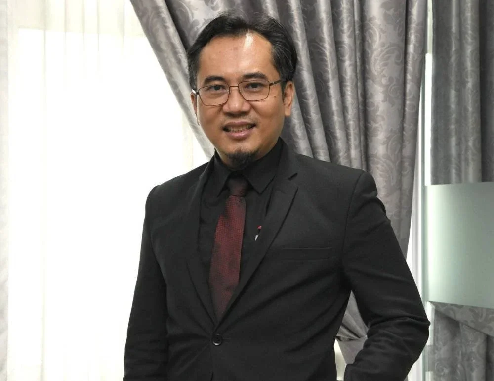 DR MUHAMMAD IRSYAD