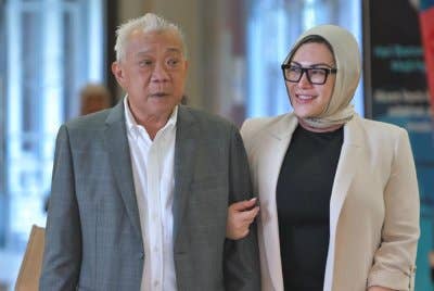 Allahyarham Bung Moktar dan Zizie mendirikan rumah tangga pada 2009. Foto: Bernama 