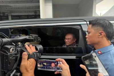 Anwar ditemui pemberita selepas Majlis Sentuhan Madani Bersama Rakyat Negeri Sabah, di Pusat Konvensyen Antarabangsa Sabah (SICC), pada Sabtu.