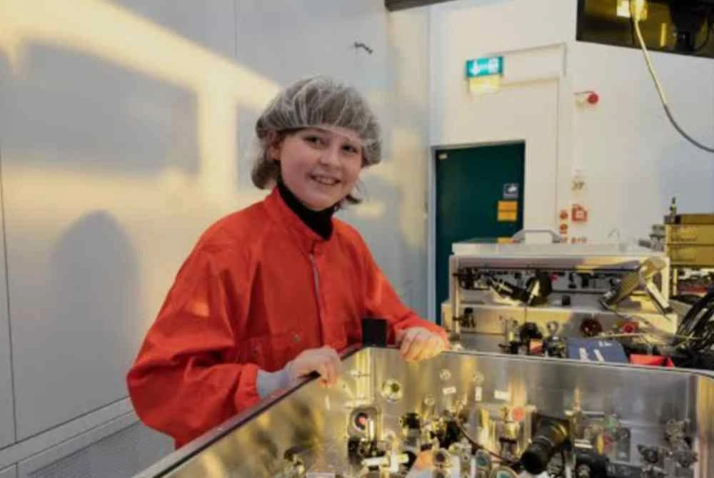 Beliau memiliki memori fotografik dan IQ sekitar 145 iaitu dalam kelompok 0.1 peratus paling tinggi dalam populasi manusia.