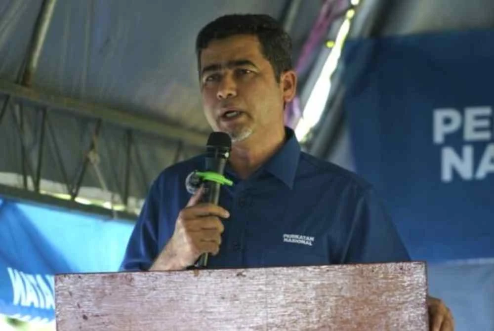 Berbekalkan kepetahan berpidato, imej bersih serta kerja lima tahun sebagai ADUN lantikan, Aliakbar akhirnya mencipta kejutan dengan kemenangan 365 undi.