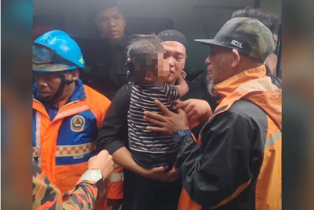 Kanak-kanak terbabit ditemui dalam keadaan selamat oleh penduduk kampung.