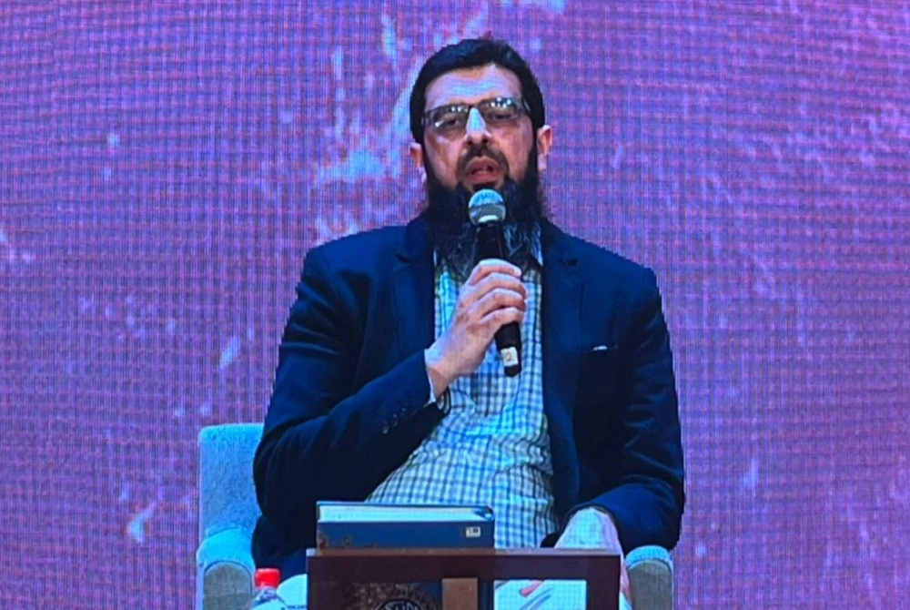 Imran ketika Forum Betong Business: Tijarah Withdrawals Devine Purpose sempena World #QuranConvention 2025 pada Ahad.