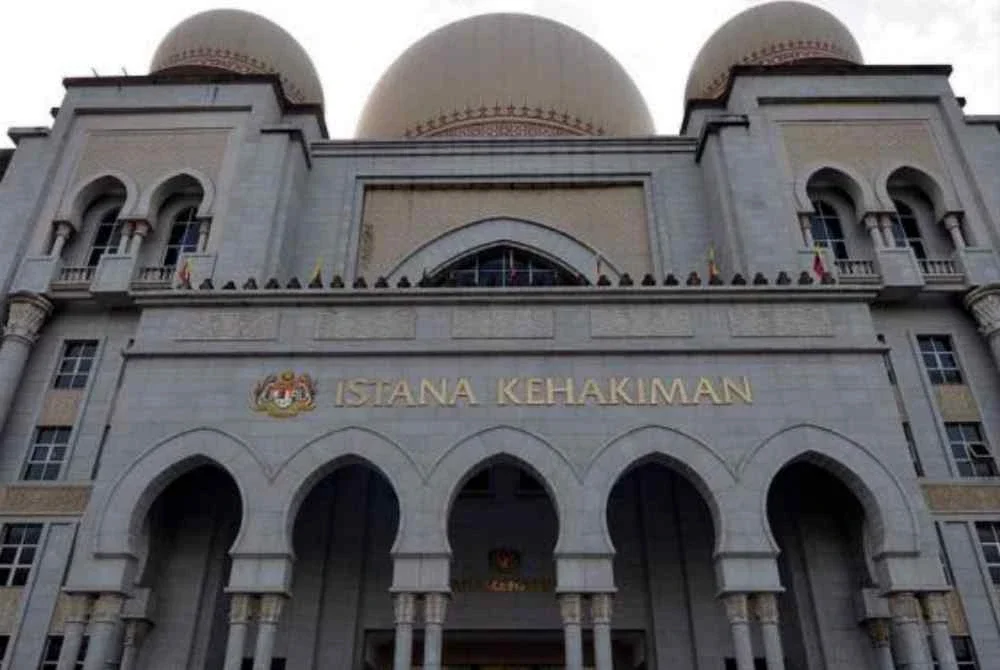 Presiden Mahkamah Rayuan menarik diri daripada mendengar permohonan Bersatu untuk mencabar keputusan Speaker Dewan Rakyat yang tidak mengisytiharkan kekosongan empat kerusi Parlimen Sabah yang dimenangi parti itu pada Pilihan Raya Umum lepas. Gambar hiasan