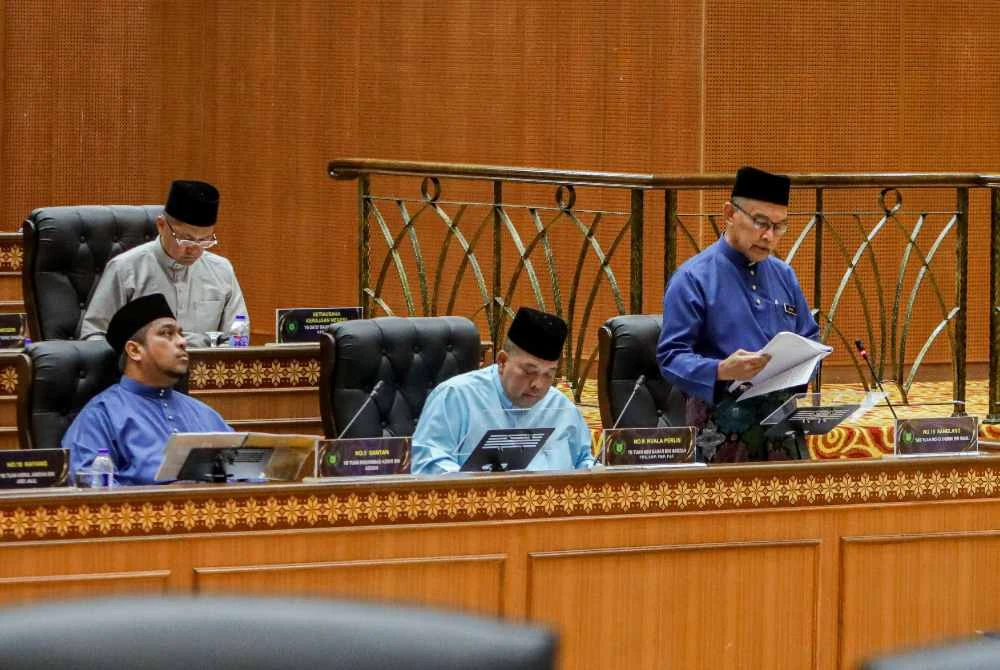 Mohd Shukri membentangkan Belanjawan 2026 pada Persidangan DUN Perlis pada Selasa. Foto Bernama