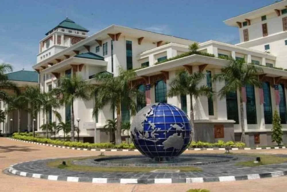 Malaysia mengecam sekeras-kerasnya tindakan haram tentera Israel menceroboh premis Agensi Bantuan dan Kerja untuk Pelarian Palestin di Asia Barat (UNRWA) di Baitulmaqdis Timur.