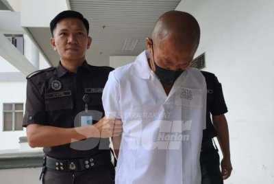 Jefri dipenjara lima bulan selepas mengaku bersalah mencabul kehormatan seorang wanita dalam kejadian Oktober lalu.