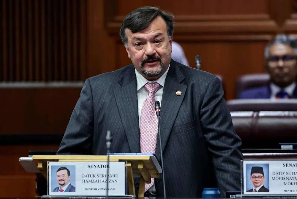 Amir Hamzah bercakap pada Mesyuarat Ketiga, Penggal Keempat Parlimen ke-15 Persidangan Dewan Negara di Bangunan Parlimen pada Rabu. Foto Bernama