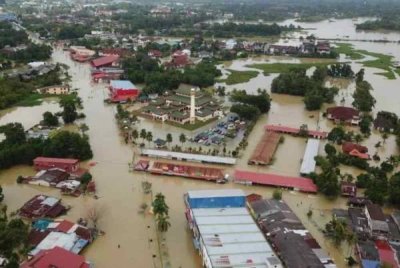 Banjir di Kelantan berlaku setiap tahun dan salah satu puncanya kerana Sungai Golok. Gambar hiasan 