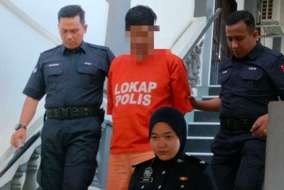 Suspek direman lagi empat hari bagi membantu siasatan.