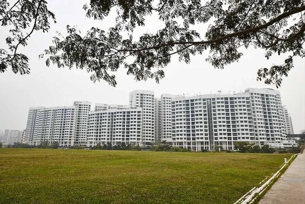 Faktor persekitaran menjadikan kanak-kanak lebih terdedah kepada risiko keciciran pendidikan dan pengaruh sosial negatif. - Gambar hiasan. 