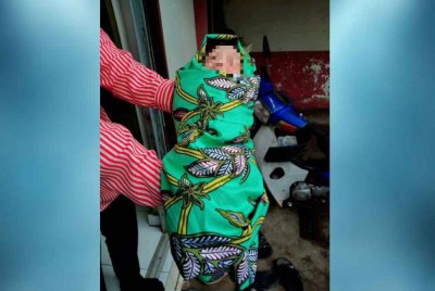 Penemuan seorang bayi lelaki yang ditinggalkan di belakang sebuah rumah di Kampung Alor Lintang, Kampung Raja di sini pada Ahad membongkar kes sumbang mahram membabitkan seorang remaja perempuan dan adik lelakinya.