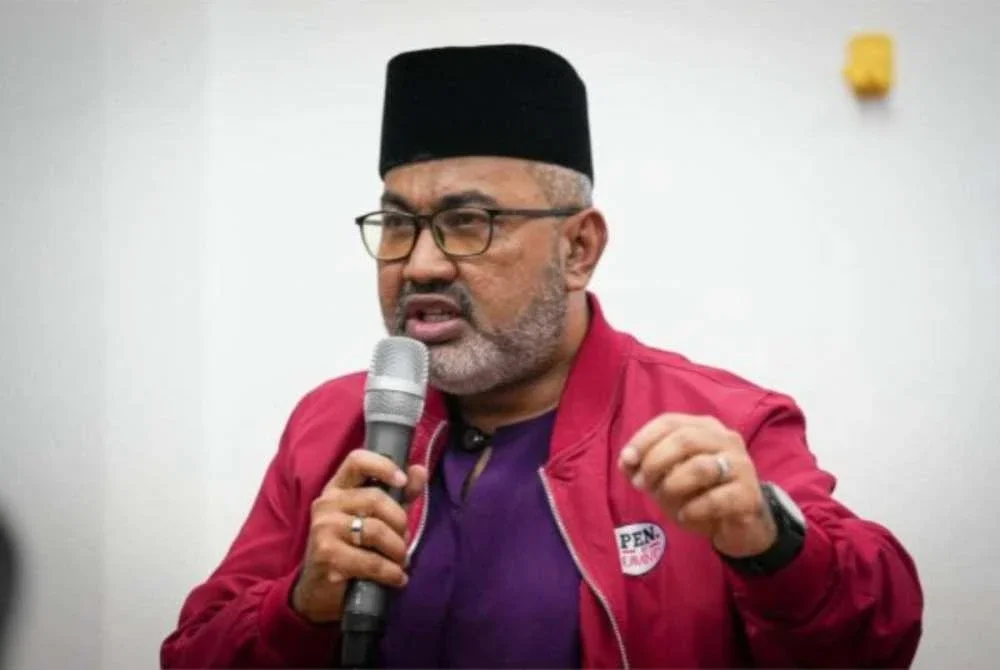 Pemuda MIC Batu menyifatkan kritikan Ketua UMNO Bahagian Batu, Datuk Gulam Muszaffar terhadap MIC disifatkan lebih dipandu emosi dan usaha mengalihkan tanggungjawab berbanding kebijaksanaan politik.