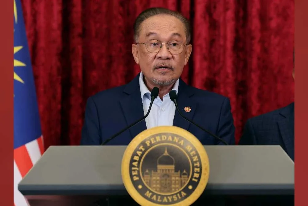 Anwar berucap pada sidang media khas Pengumuman Anggota Kabinet Baharu Kerajaan Madani di Bangunan Perdana Putra, Putrajaya pada Selasa. Foto Bernama