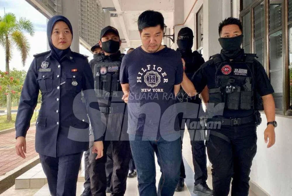 Seorang lelaki didakwa atas pertuduhan memiliki senjata api tanpa kebenaran, dalam kejadian awal bulan ini.