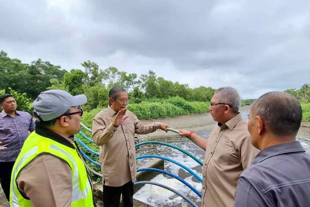 Operasi Rumah Pam Rungkup berfungsi dengan baik semasa tinjauan dilakukan Mohammad Nizar pada Khamis.