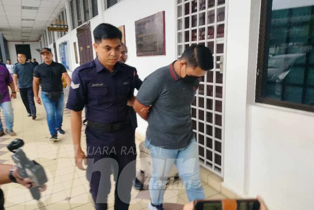 Tertuduh mengaku tidak bersalah atas dakwaan menyebabkan kematian seorang tahanan di Mahkamah Majistret Taiping pada Jumaat.