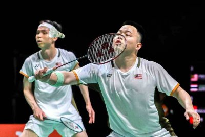 Aaron Chia (kanan) dan Wooi Yik - Foto Bernama