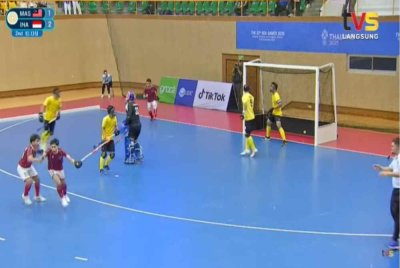 Gawang Malaysia dibolosi pada perlawanan penentuan pingat emas hoki dalam dewan lelaki menentang Indonesia.