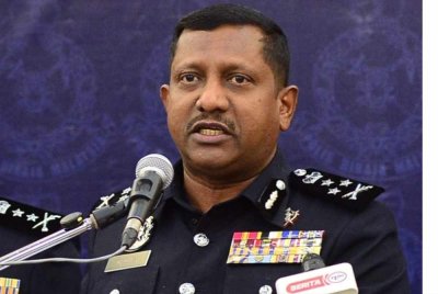  Datuk Hussein Omar Khan.