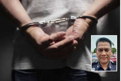 Polis menahan sepasang kekasih disyaki mencuri barang kemas bernilai RM19,300 di Endau - Gambar kecil (Abdul Razak)