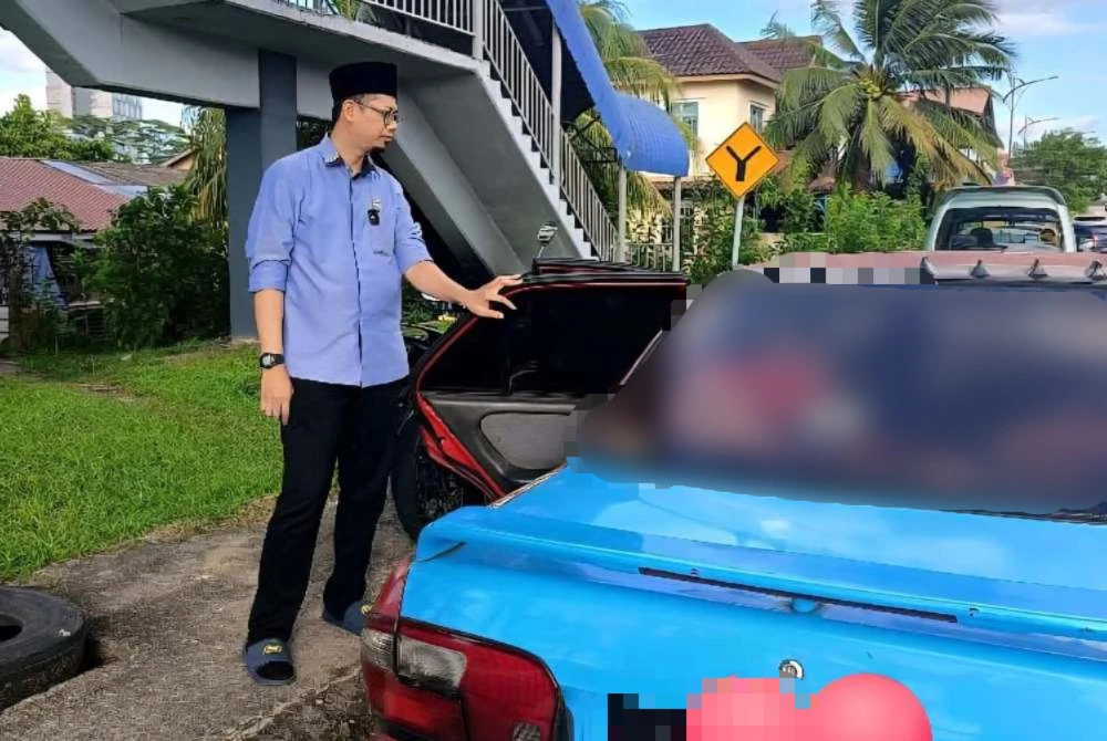 Amin Baitulmal Johor Bahru memujuk keluarga berkenaan agar berpindah ke tempat yang lebih selamat dan selesa. 