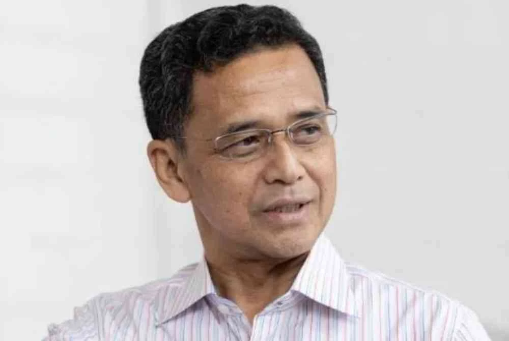 Mohd Banuri memberikan penjelasan dan statistik berhubung permohonan pengeluaran modal syer dan bayaran dividen ketika ditemui pemberita di Balai Felda, Kuala Lumpur pada Selasa. Foto Awani