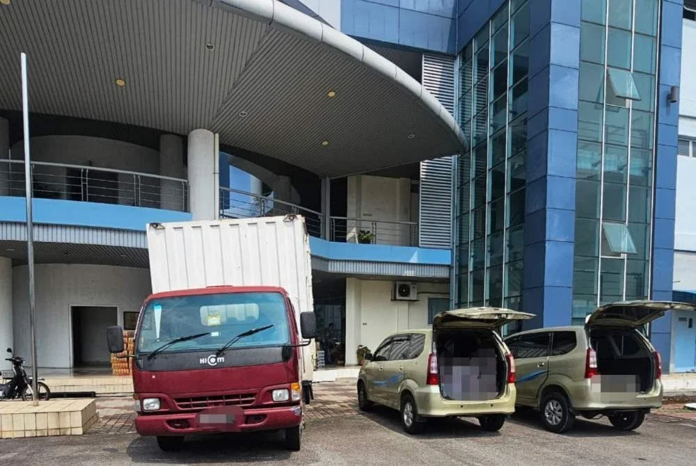 Kenderaan yang dirampas PPM melibatkan kes minuman keras tidak bercukai. Foto: PPM